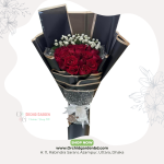 Royal Red Rose Bouquet – Black & Gold Luxury Edition