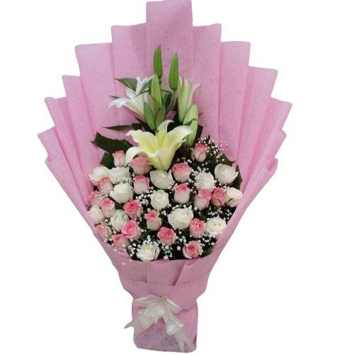 PaperDesignBouquetPinkandWhiteRose1pc.jpg Pink And White Rose Paper Design 1 Bouquet - Image 1