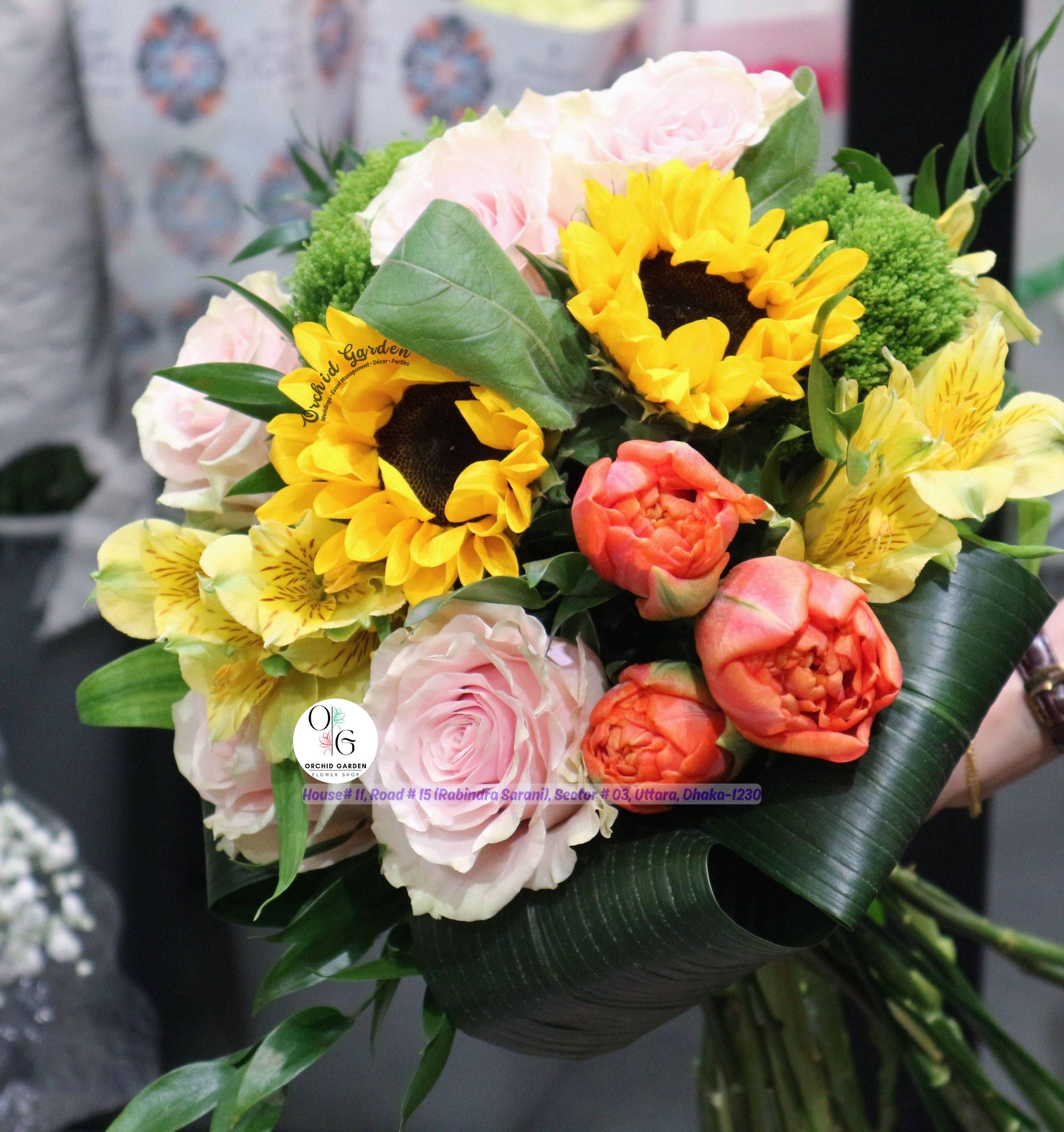 cfc0d47fcf62e274f75e362c9b2bcbcd86750718.jpg Premium Ecuadorian Roses (Orange), Sunflower, Summer Flowers And Fillers | 1 Bouquet - Image 1